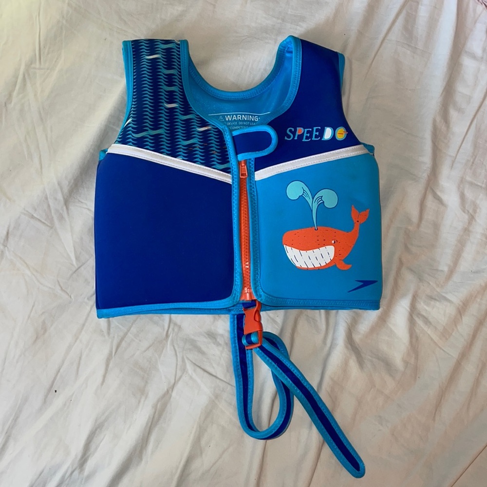 Child life jacket